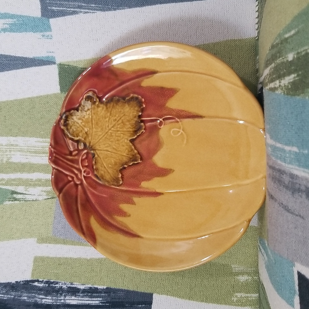 Pumpkin Fall Vibe Ceramic Decorative Plate Made In Philippines